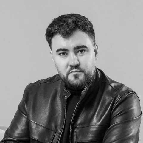 Eduard Badea — Co-founder of Ixaria